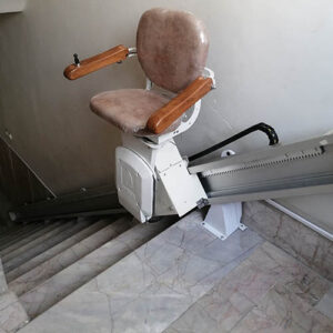صندلی پله ایرانی در مشهد