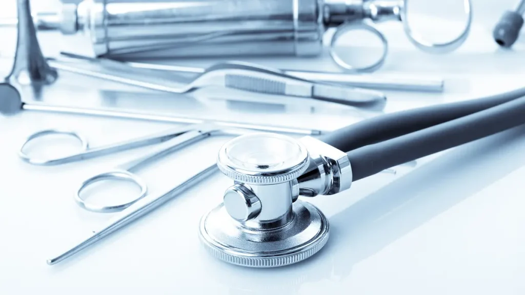 مدارک لازم واردات تجهیزات پزشکی